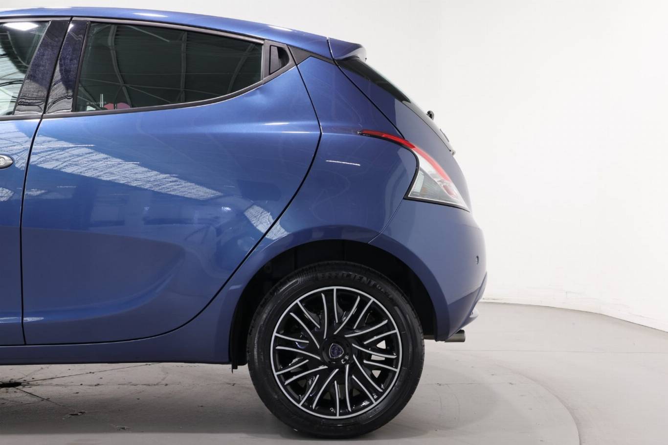 LANCIA Ypsilon 30