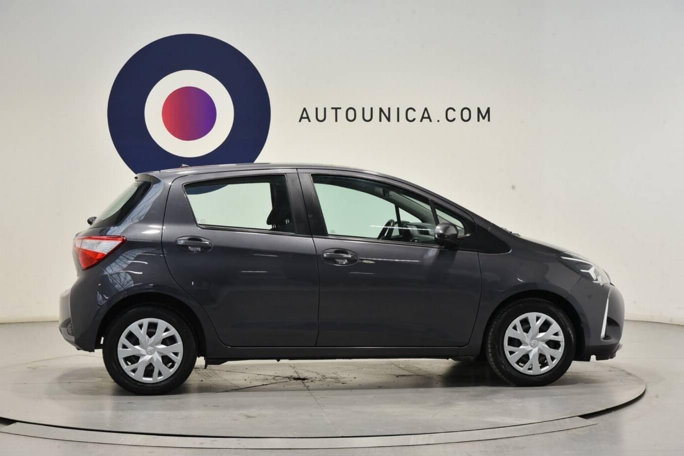 TOYOTA Yaris 31