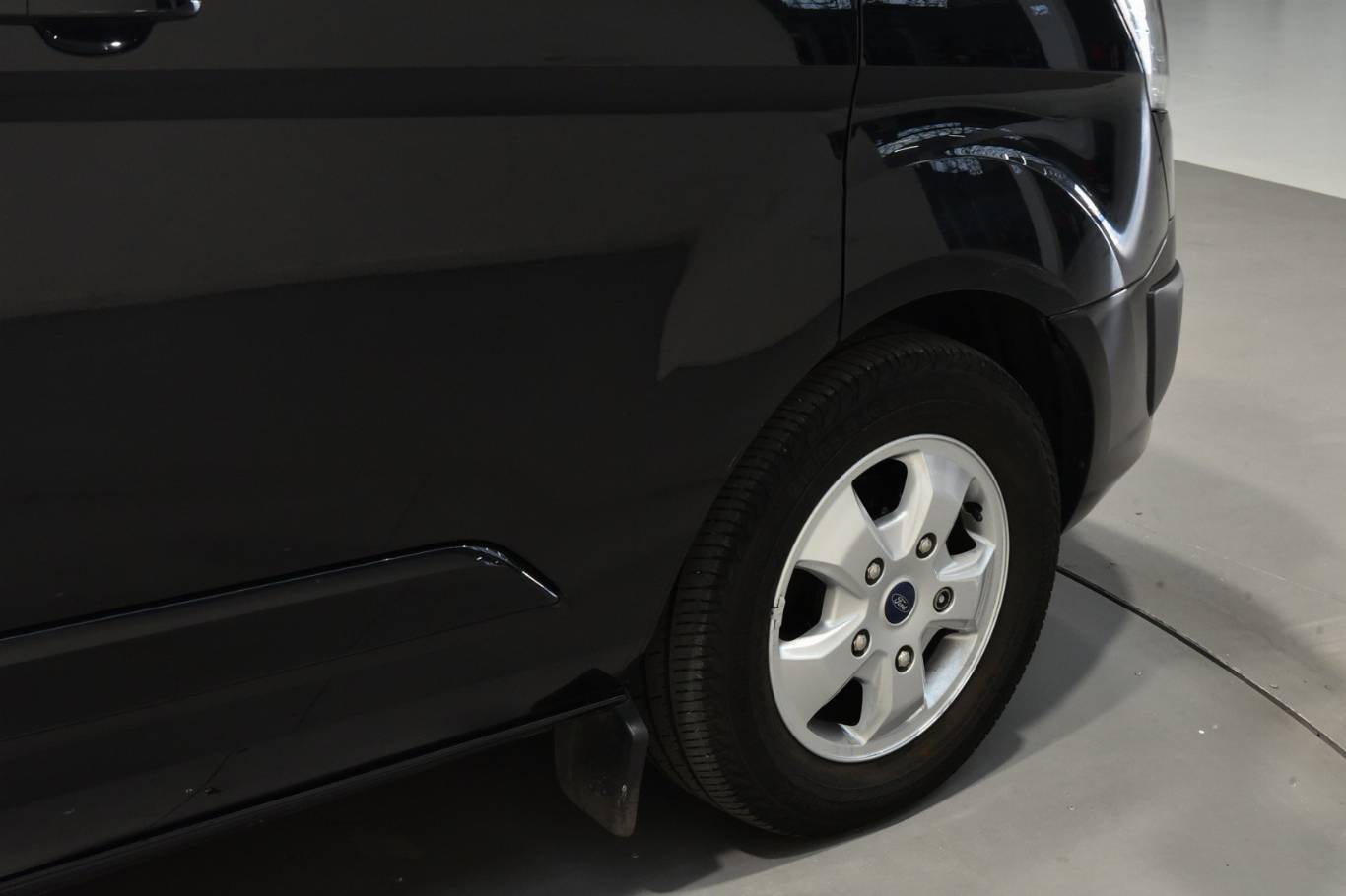 FORD Tourneo Custom 54