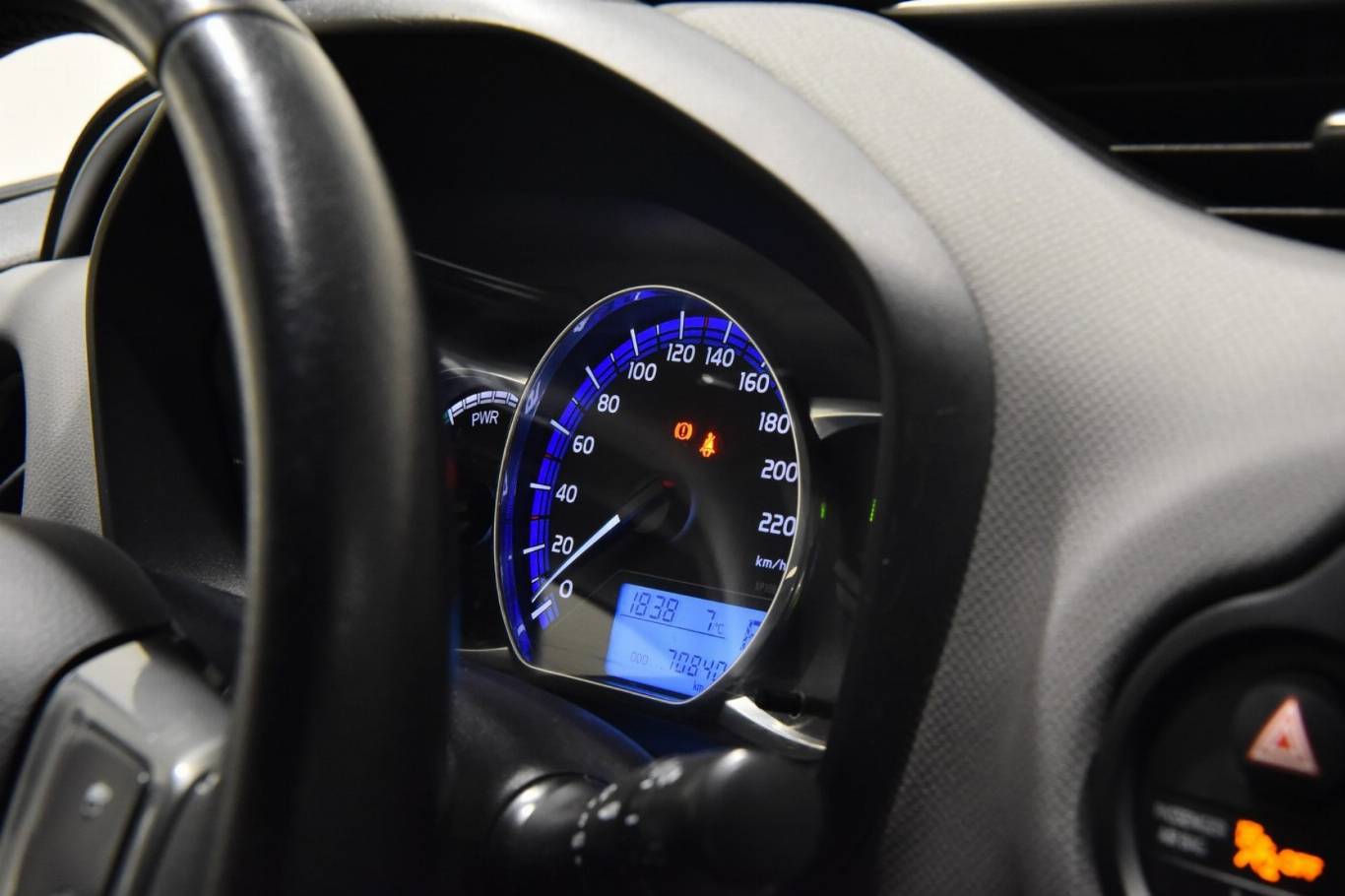 TOYOTA Yaris 34