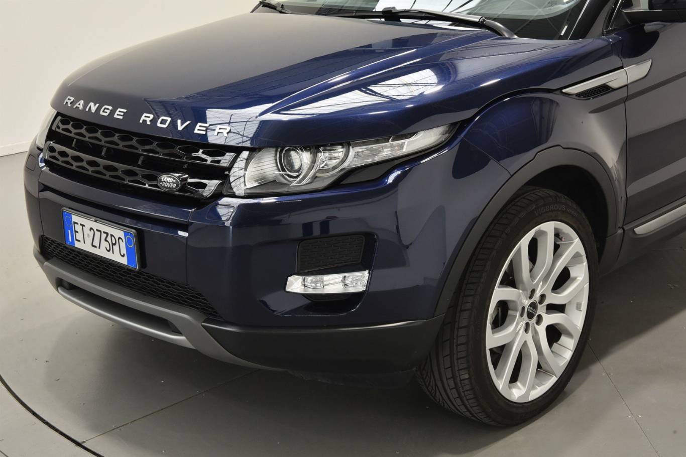 LAND ROVER Range Rover Evoque 42