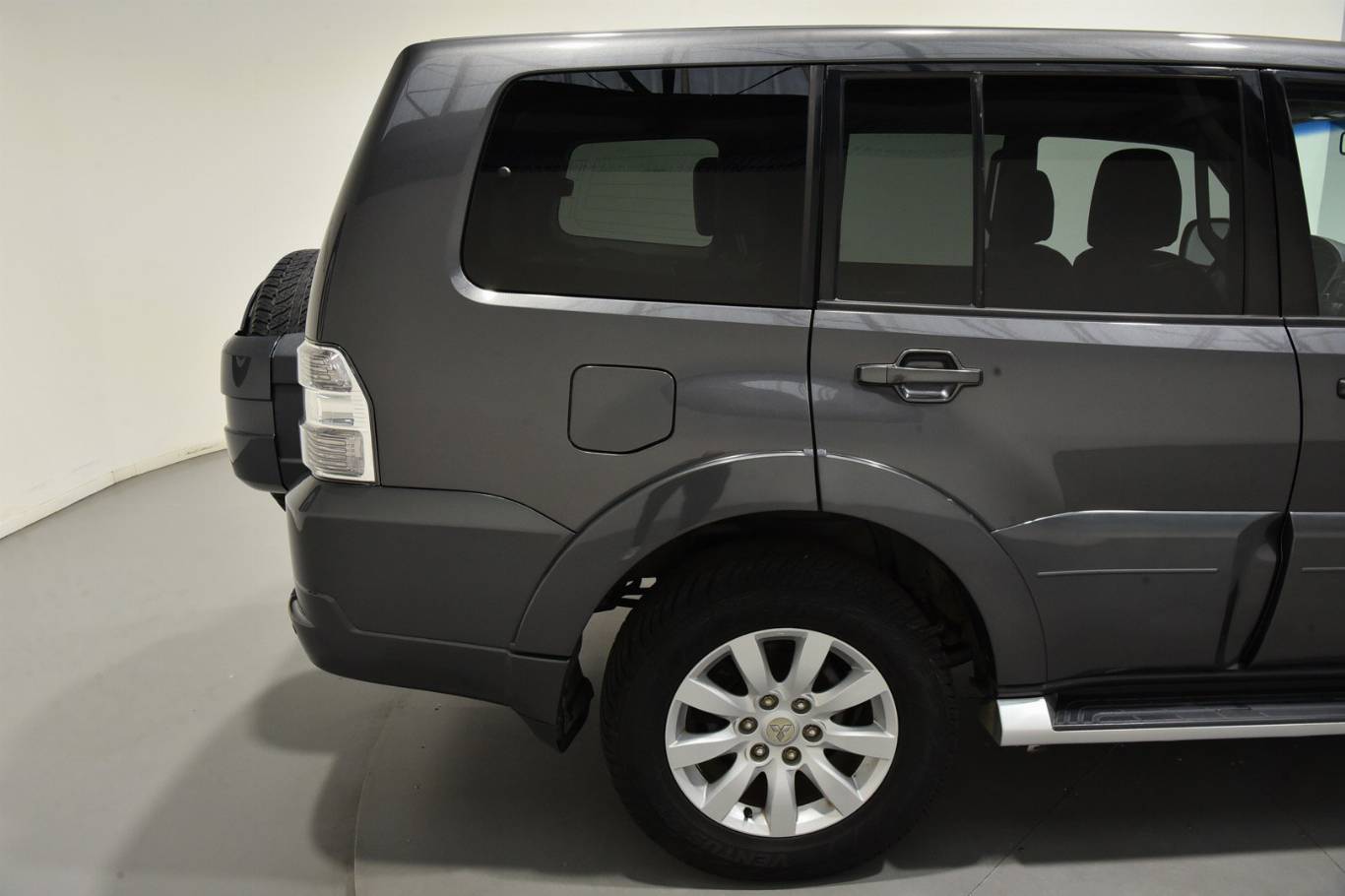 MITSUBISHI Pajero 52