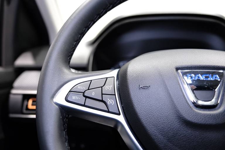 DACIA Sandero 18