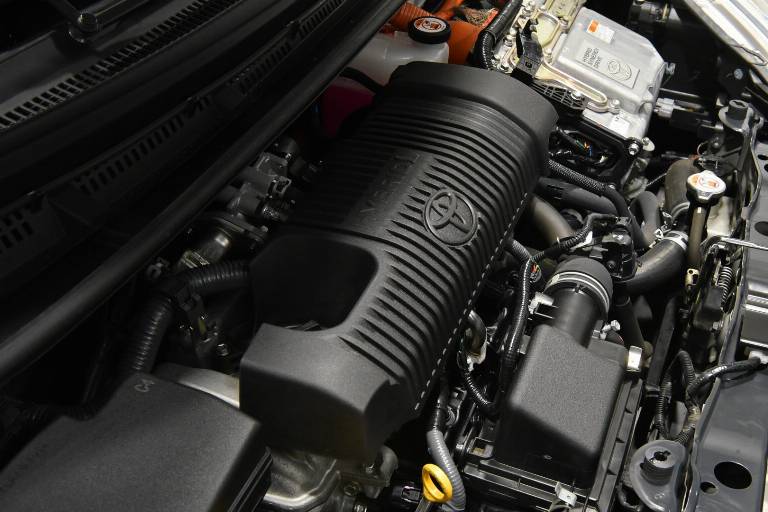 TOYOTA Yaris 27