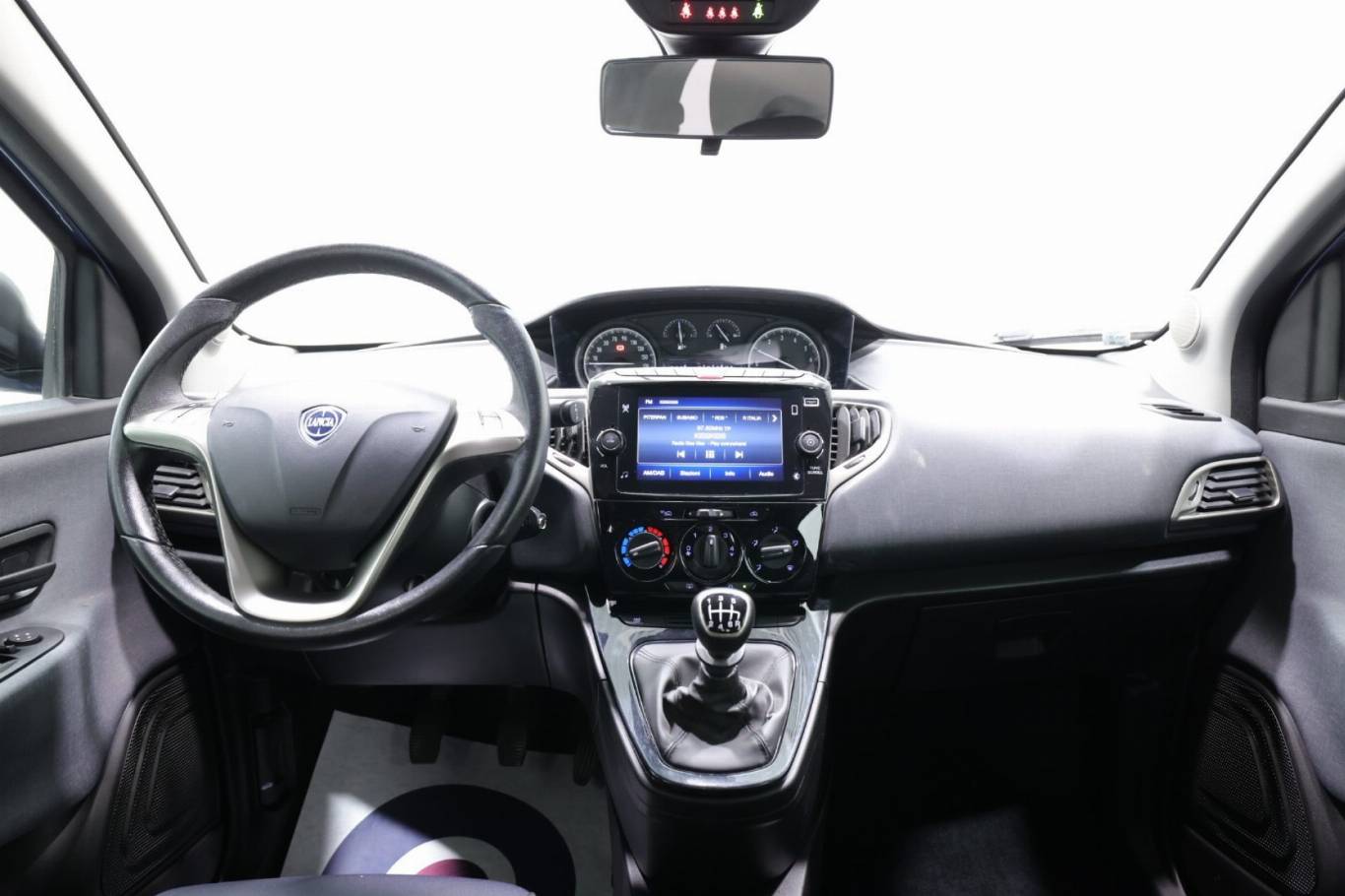 LANCIA Ypsilon 10