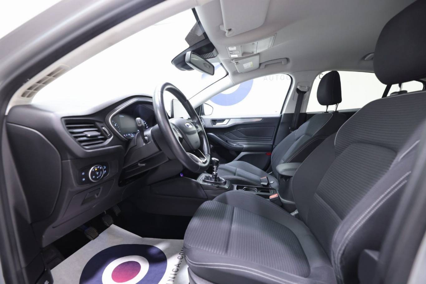 FORD Focus 19