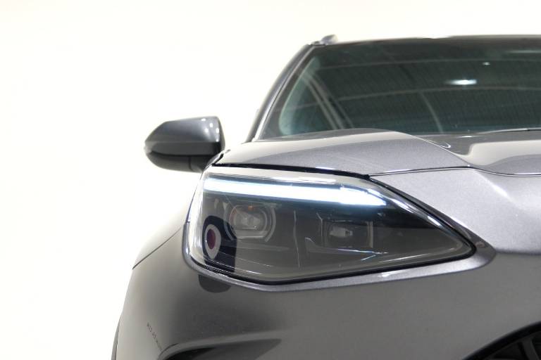 TOYOTA Yaris Cross 12