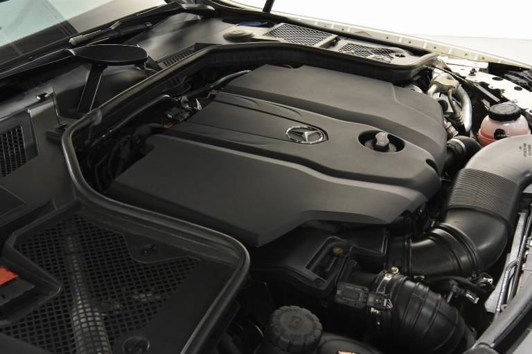 MERCEDES-BENZ C 220 54