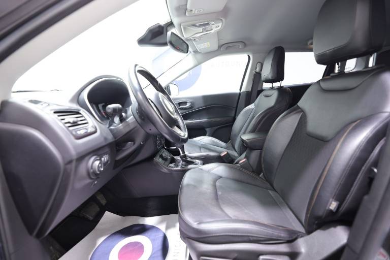 JEEP Compass 21