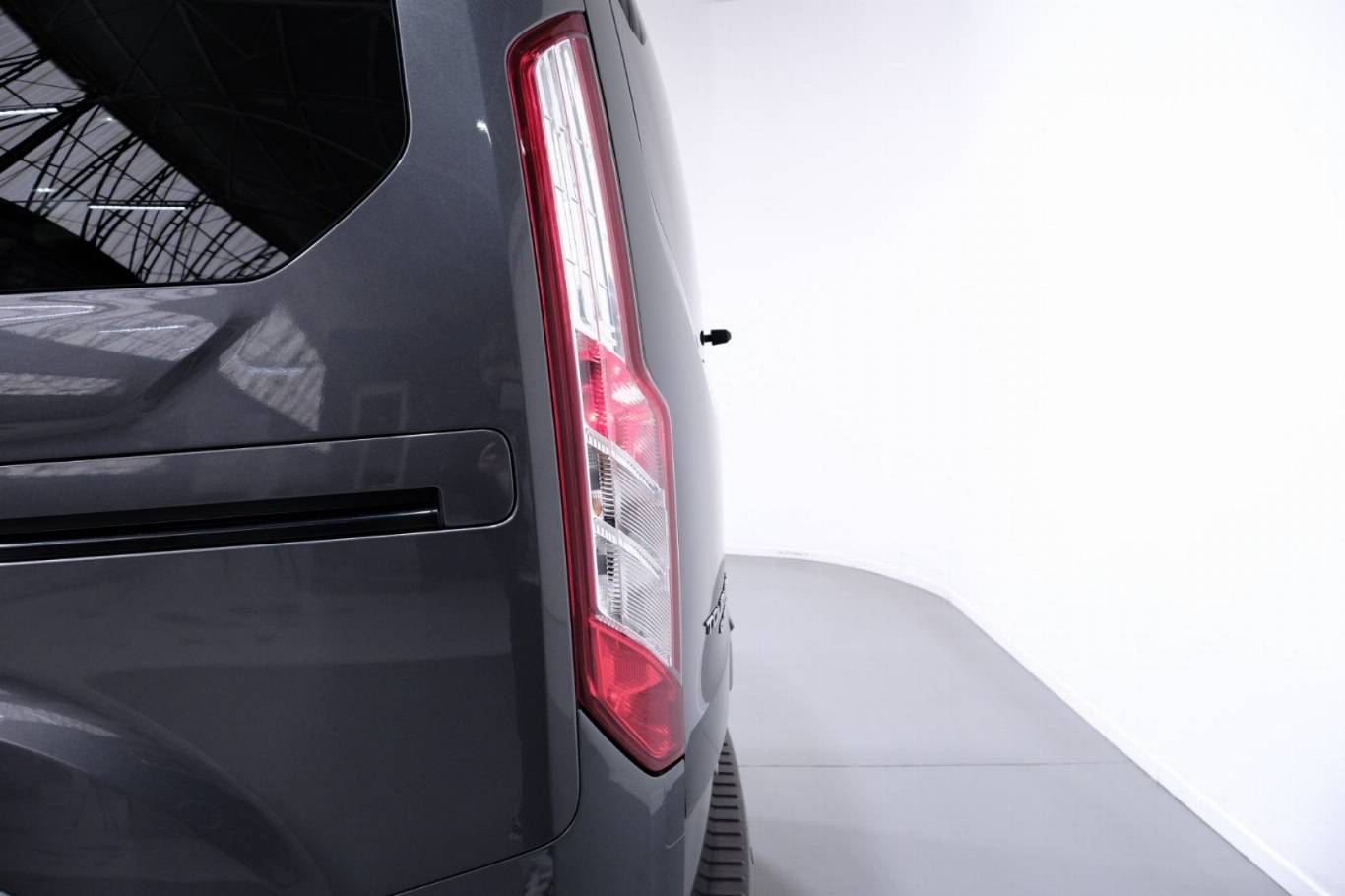 FORD Tourneo Custom 45