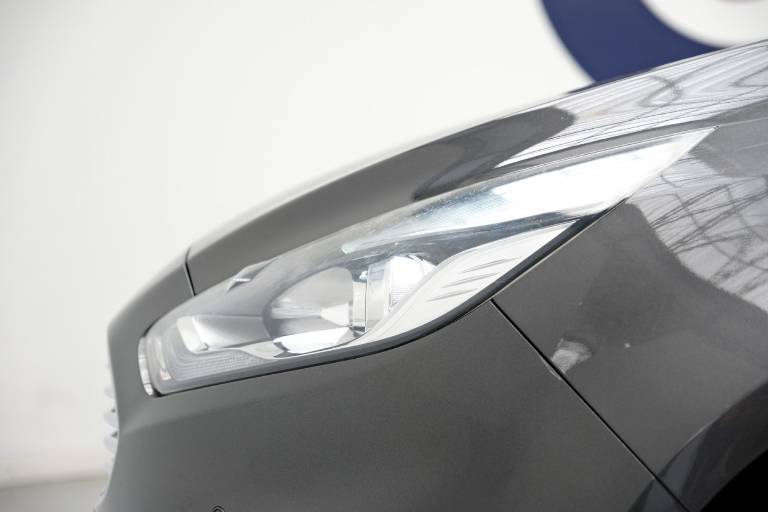 FORD S-Max 13