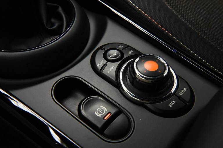 MINI Clubman 11