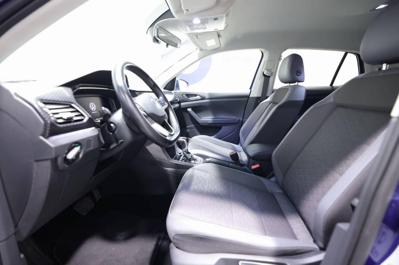 VOLKSWAGEN T-Cross 19