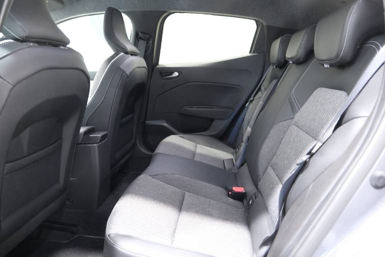 RENAULT Clio 38