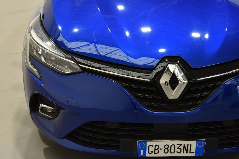 RENAULT Clio 17