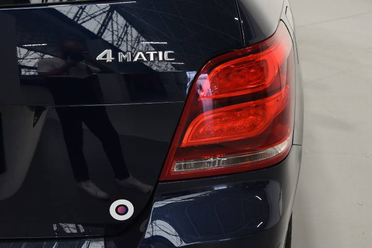 MERCEDES-BENZ GLK 220 19