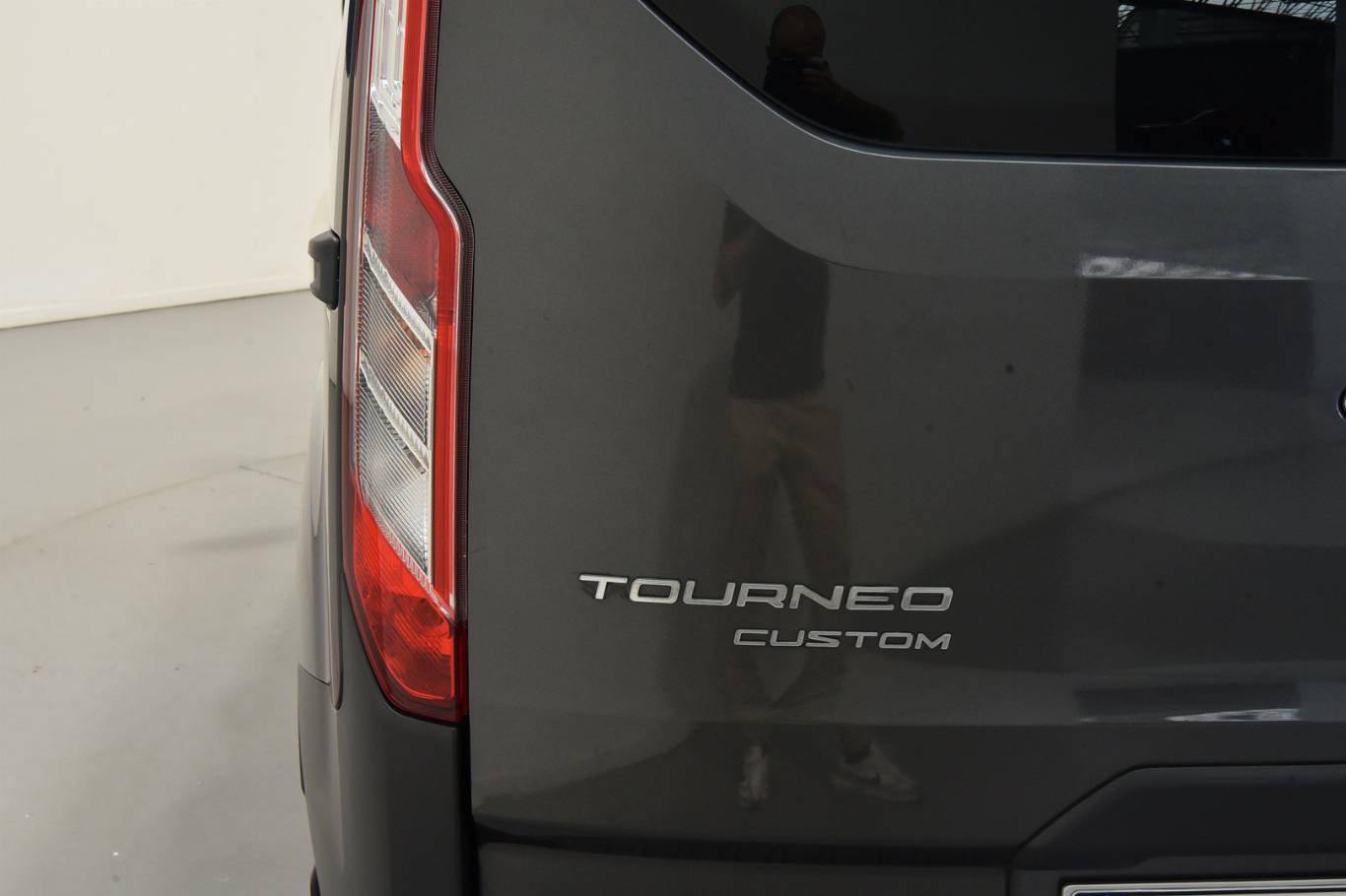 FORD Tourneo Custom 19