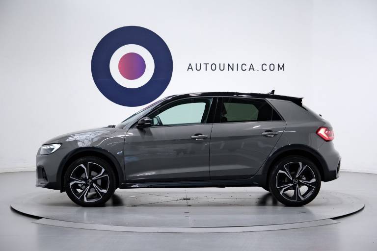 AUDI A1 11