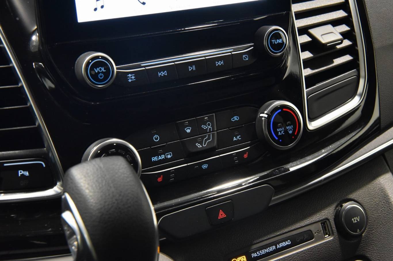 FORD Tourneo Custom 21