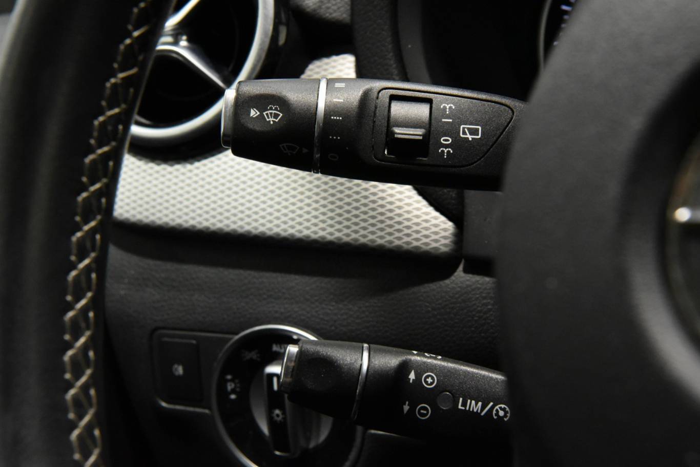 MERCEDES-BENZ B 180 26