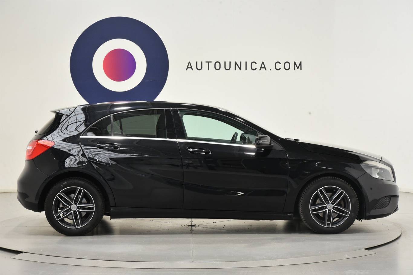 MERCEDES-BENZ A 180 31