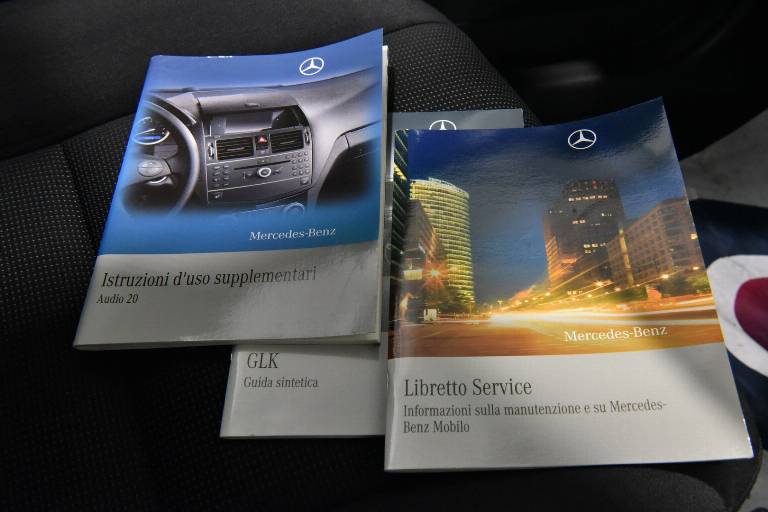 MERCEDES-BENZ GLK 220 37