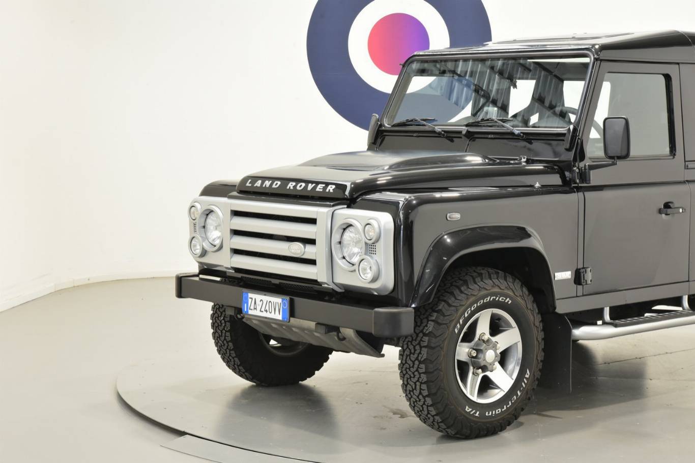 LAND ROVER Defender 14