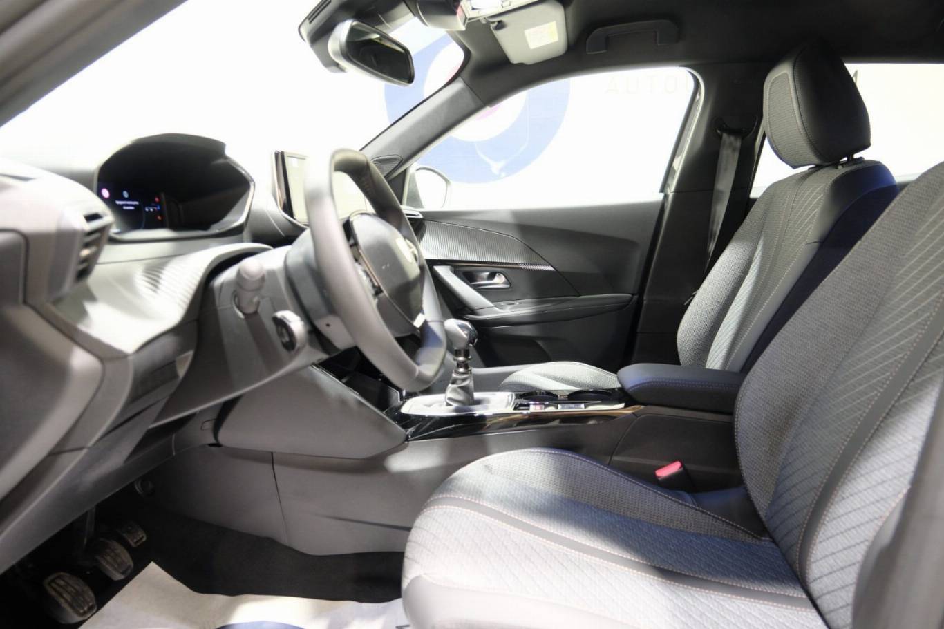 PEUGEOT 2008 20