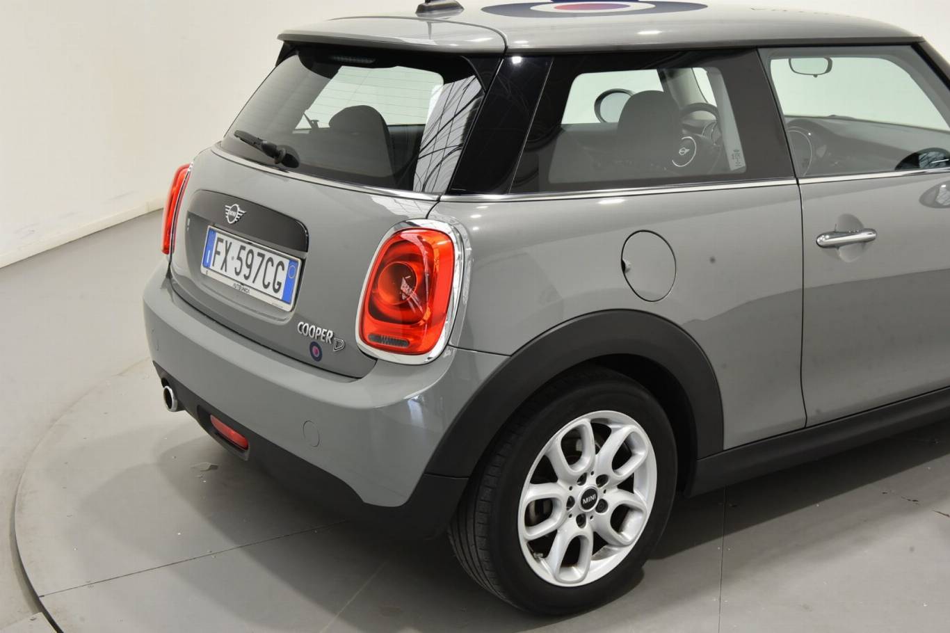 MINI Cooper D 18