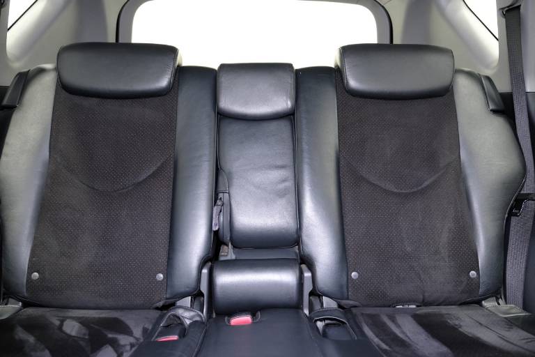 TOYOTA RAV 4 MY23 35