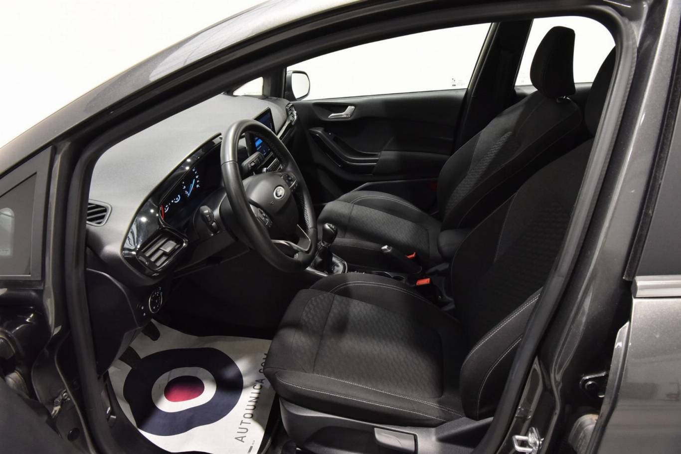 FORD Fiesta 11