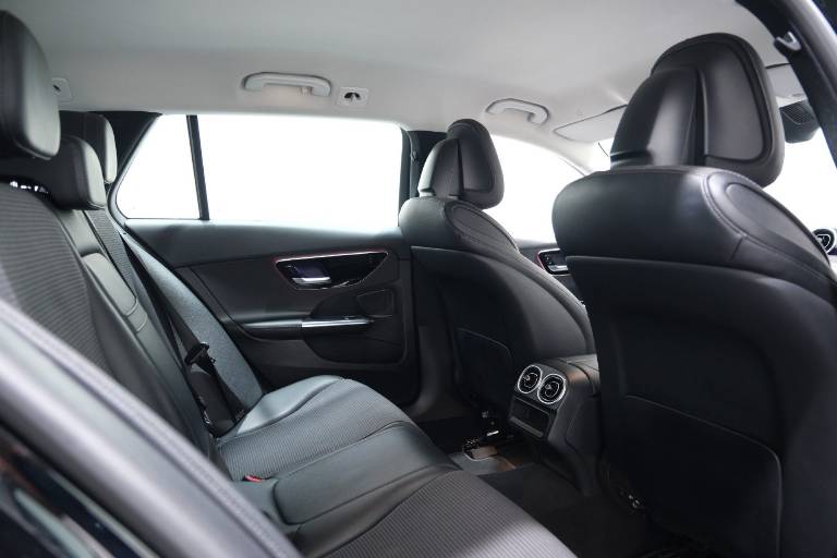 MERCEDES-BENZ C 200 64