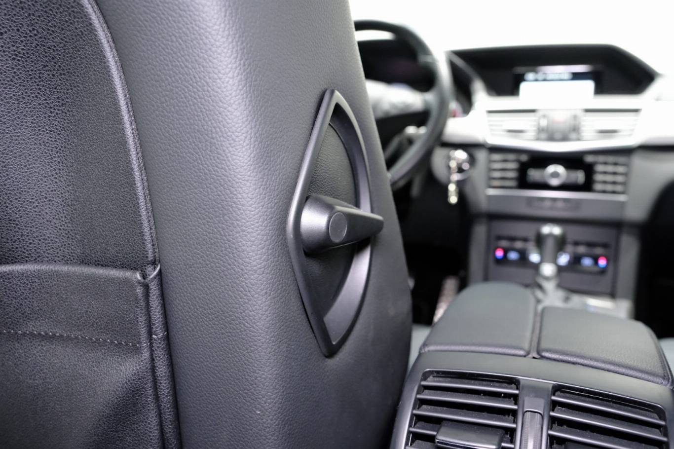 MERCEDES-BENZ E 250 51