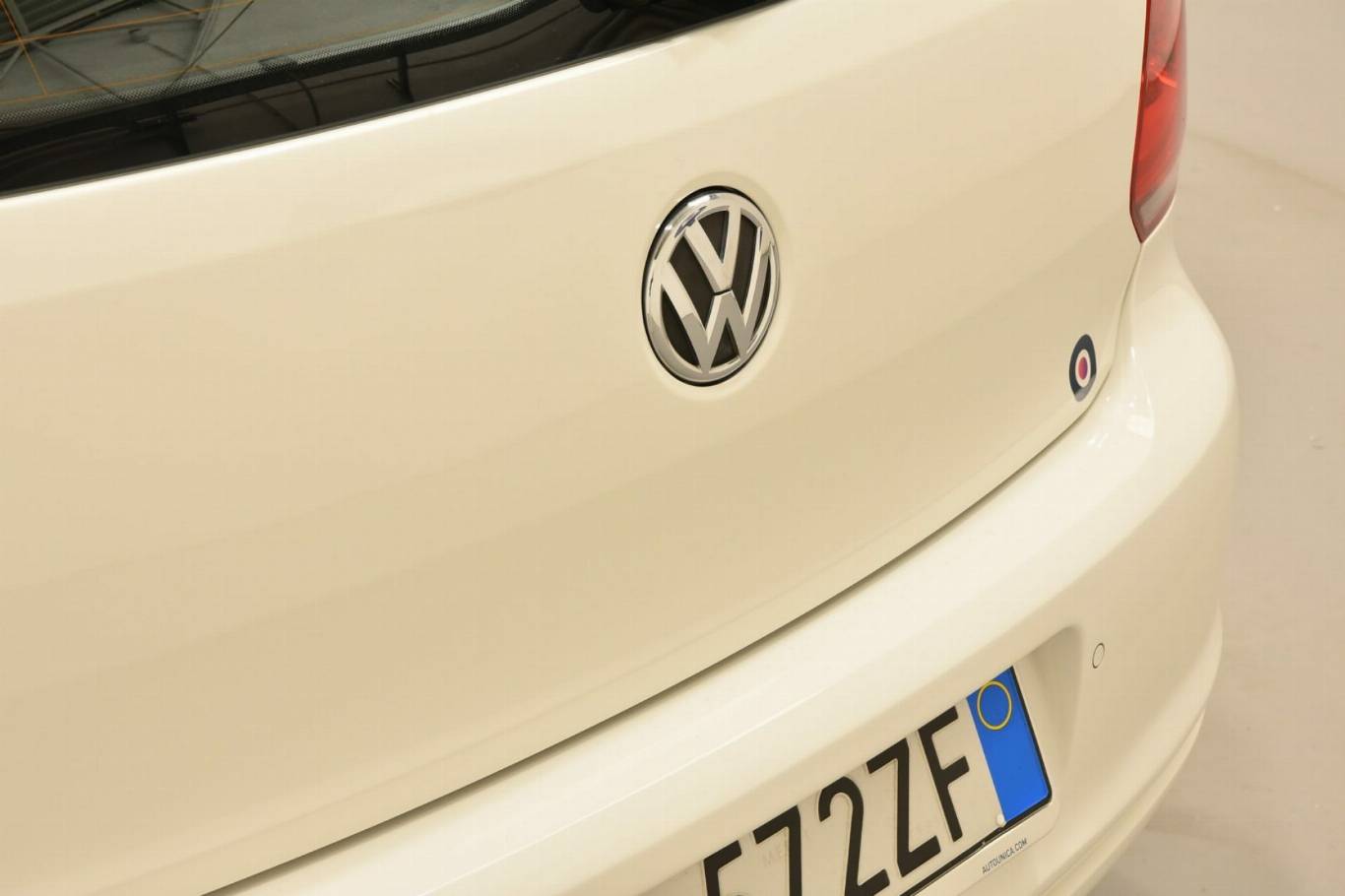 VOLKSWAGEN Polo 39