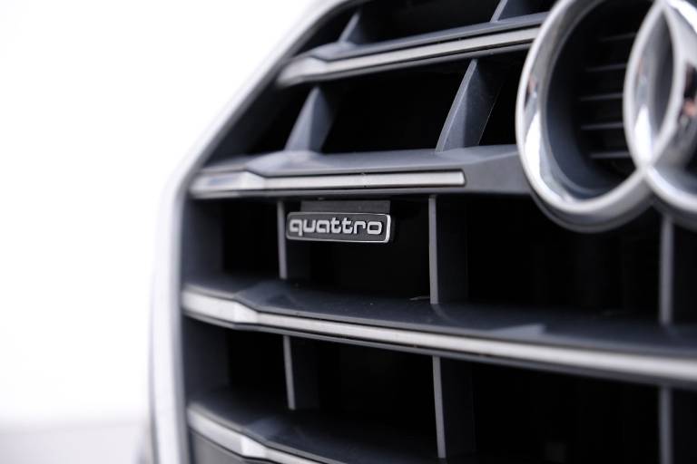 AUDI Q5 15