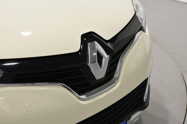 RENAULT Captur 14