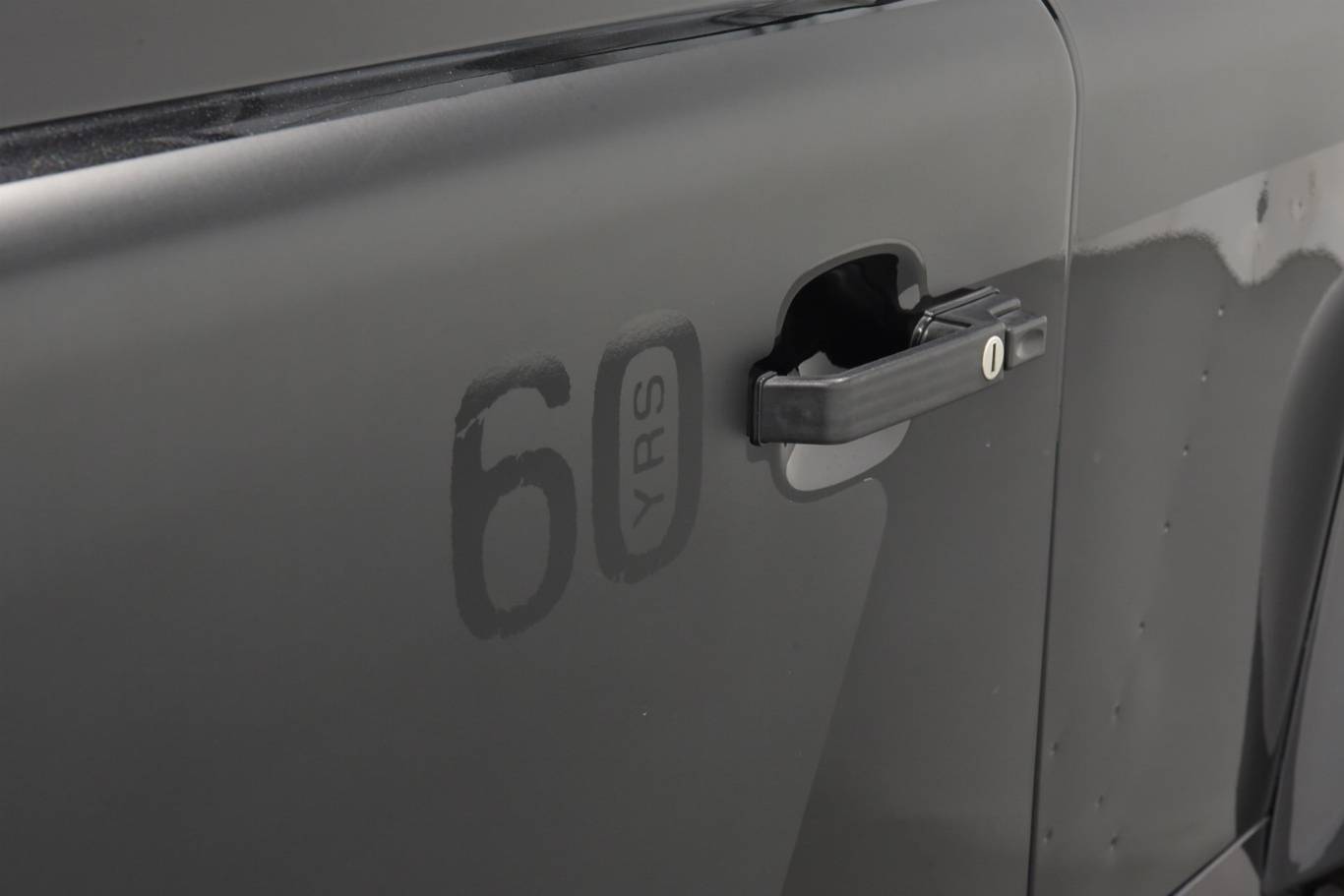 LAND ROVER Defender 71