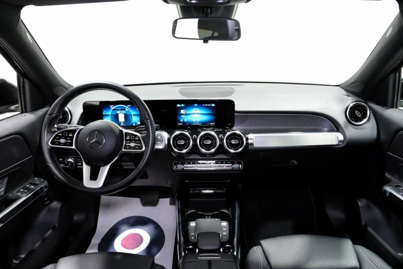 MERCEDES-BENZ GLB 200 9