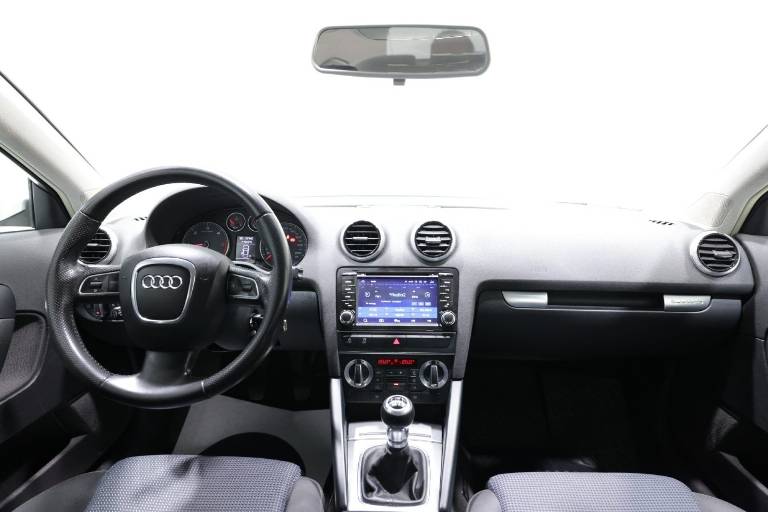 AUDI A3 10