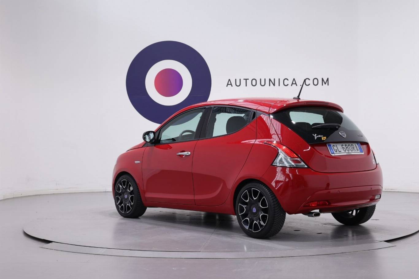 LANCIA Ypsilon 16