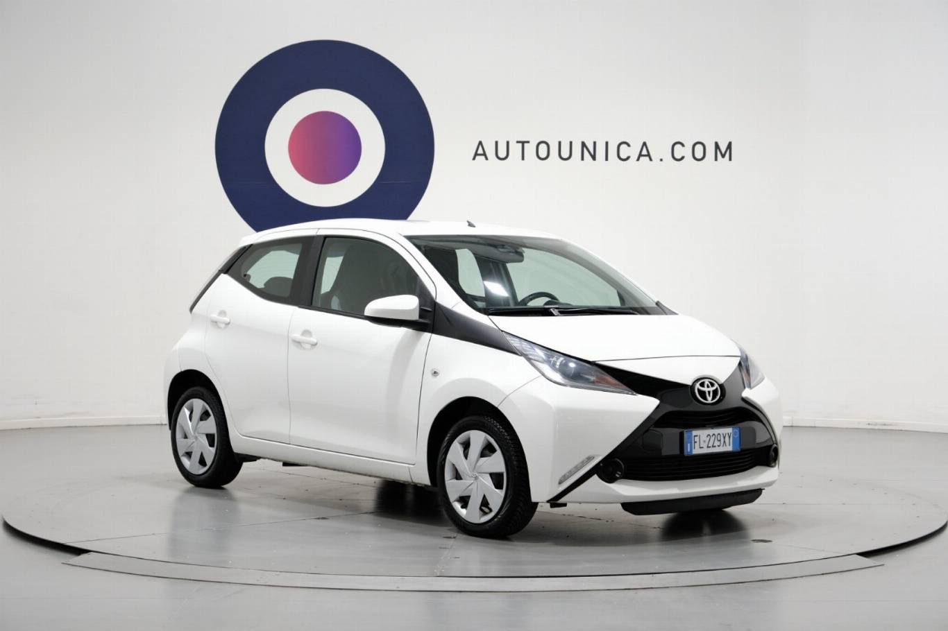 TOYOTA Aygo 3