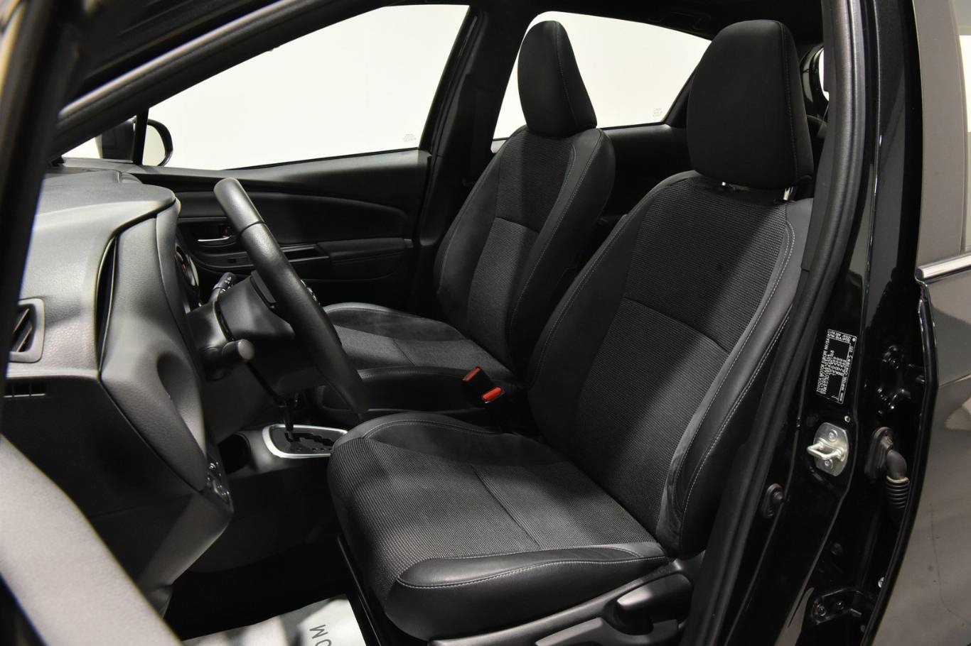 TOYOTA Yaris 3