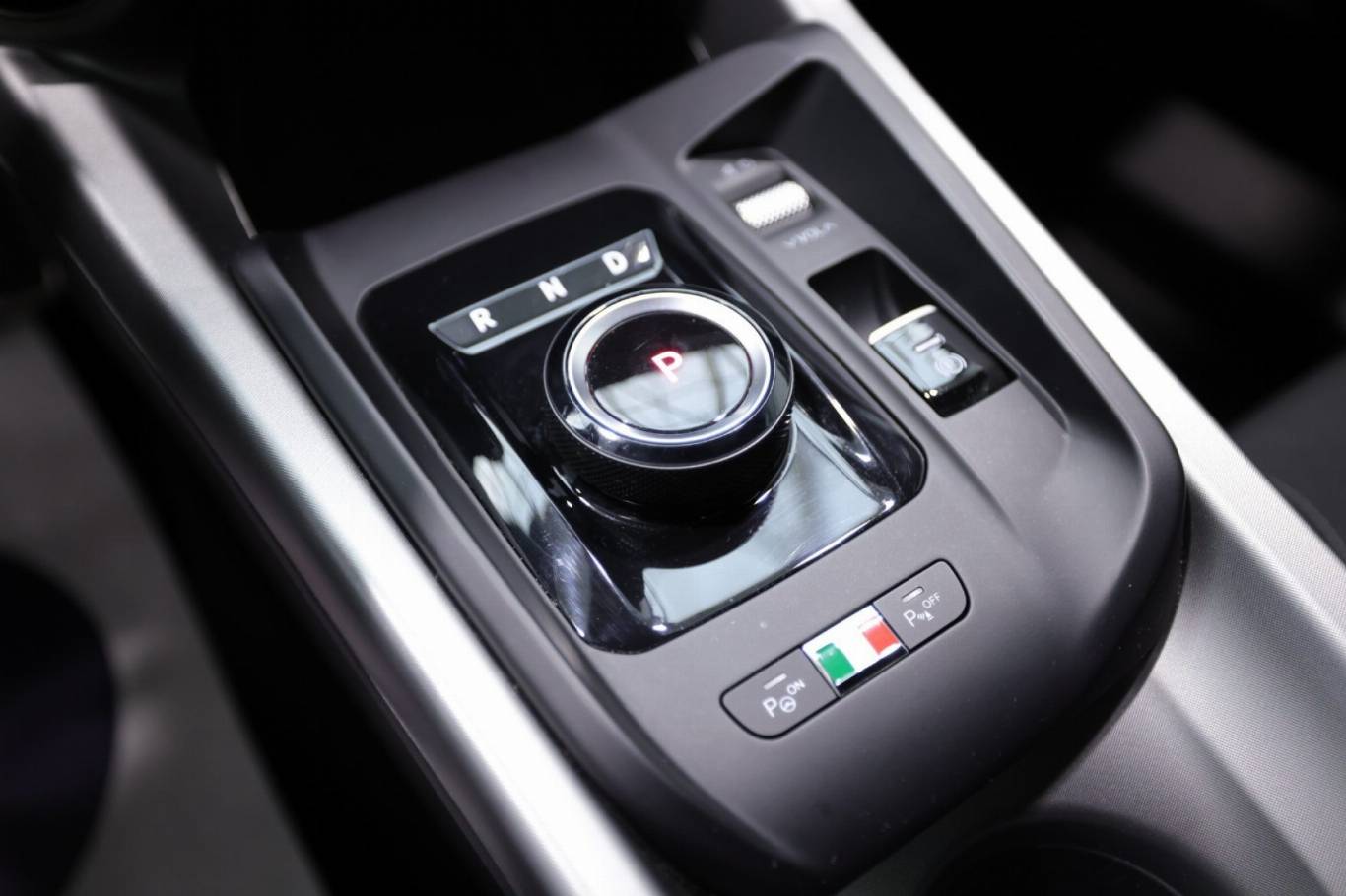 ALFA ROMEO Tonale 28