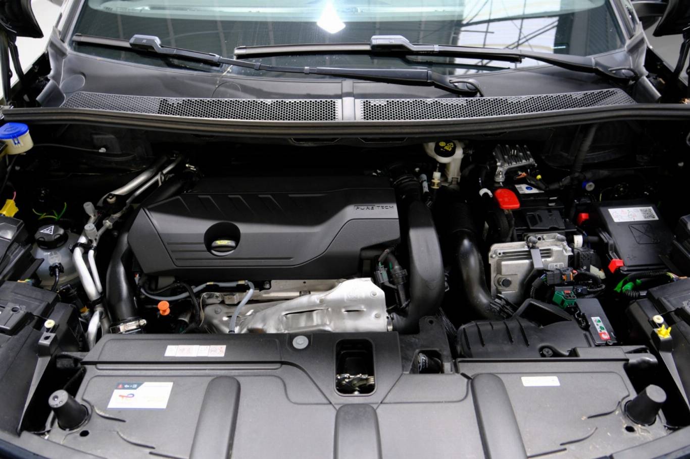PEUGEOT 3008 56