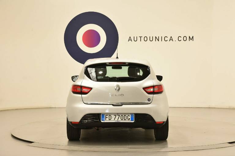 RENAULT Clio 6