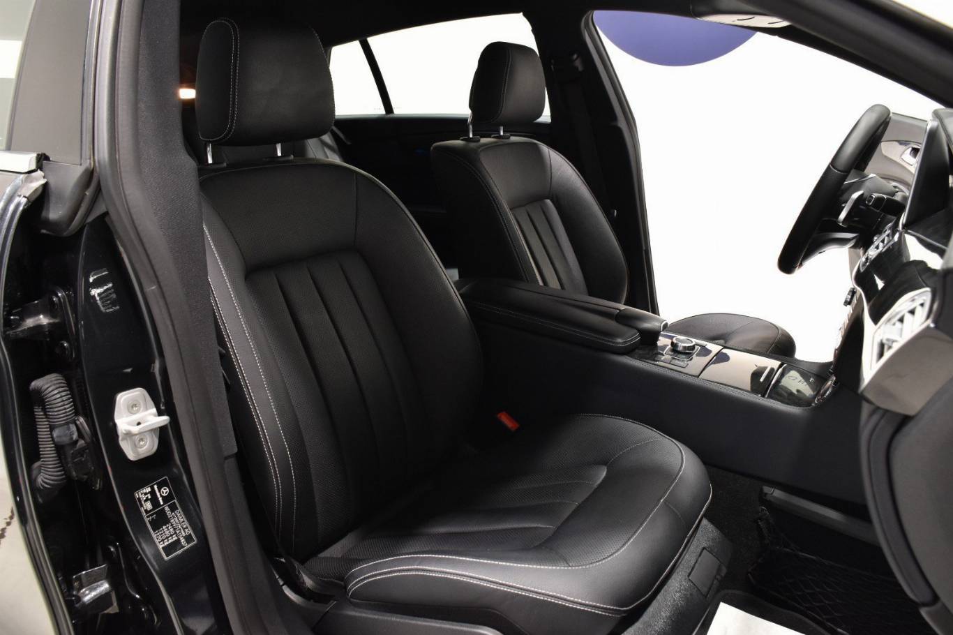 MERCEDES-BENZ CLS 250 17