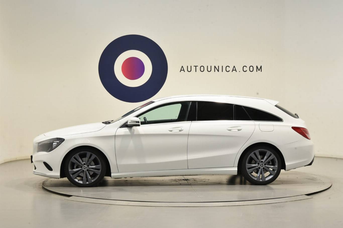 MERCEDES-BENZ CLA 180 28