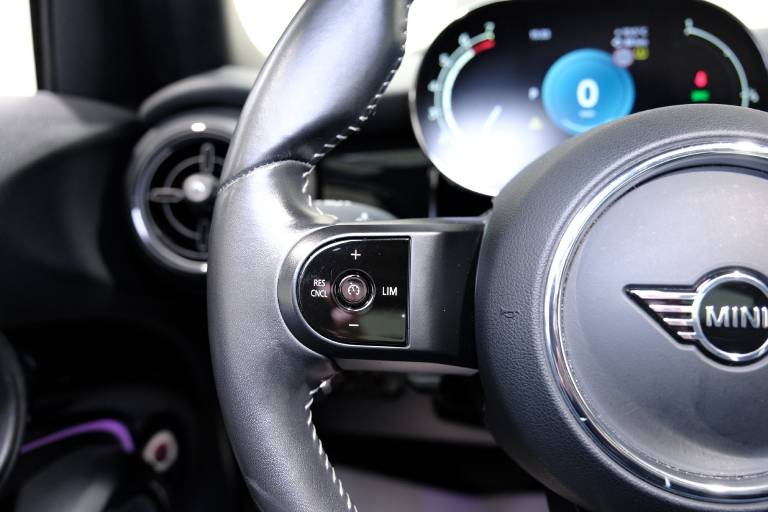 MINI Cooper 20