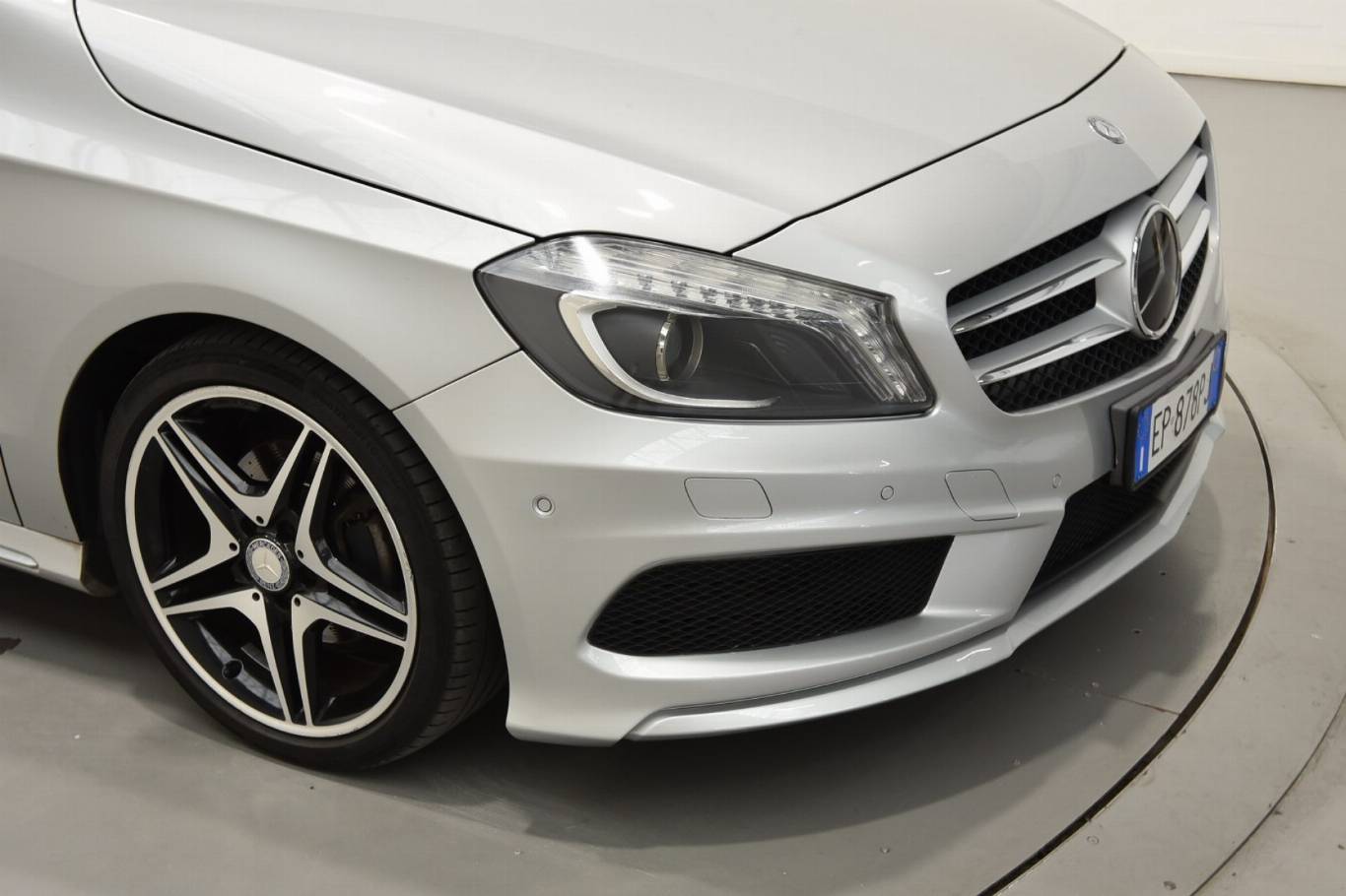 MERCEDES-BENZ A 180 39