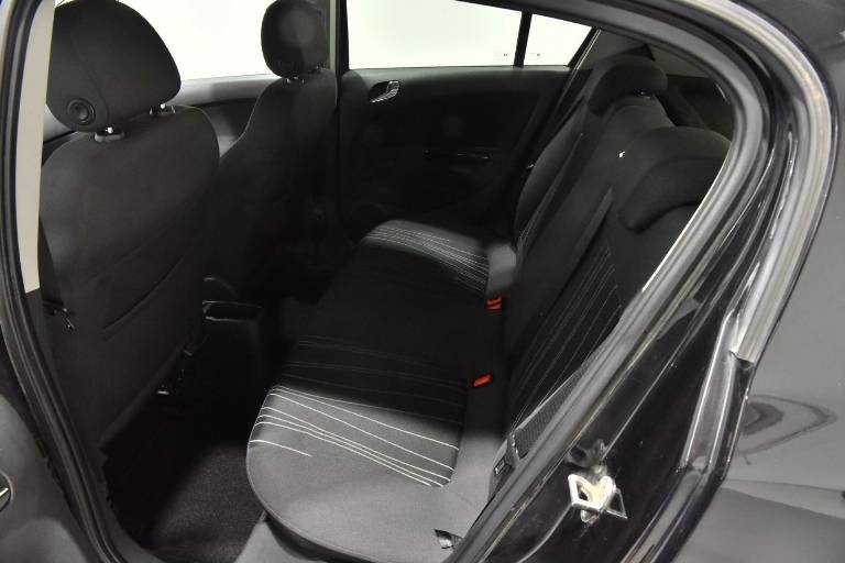 OPEL Corsa 29